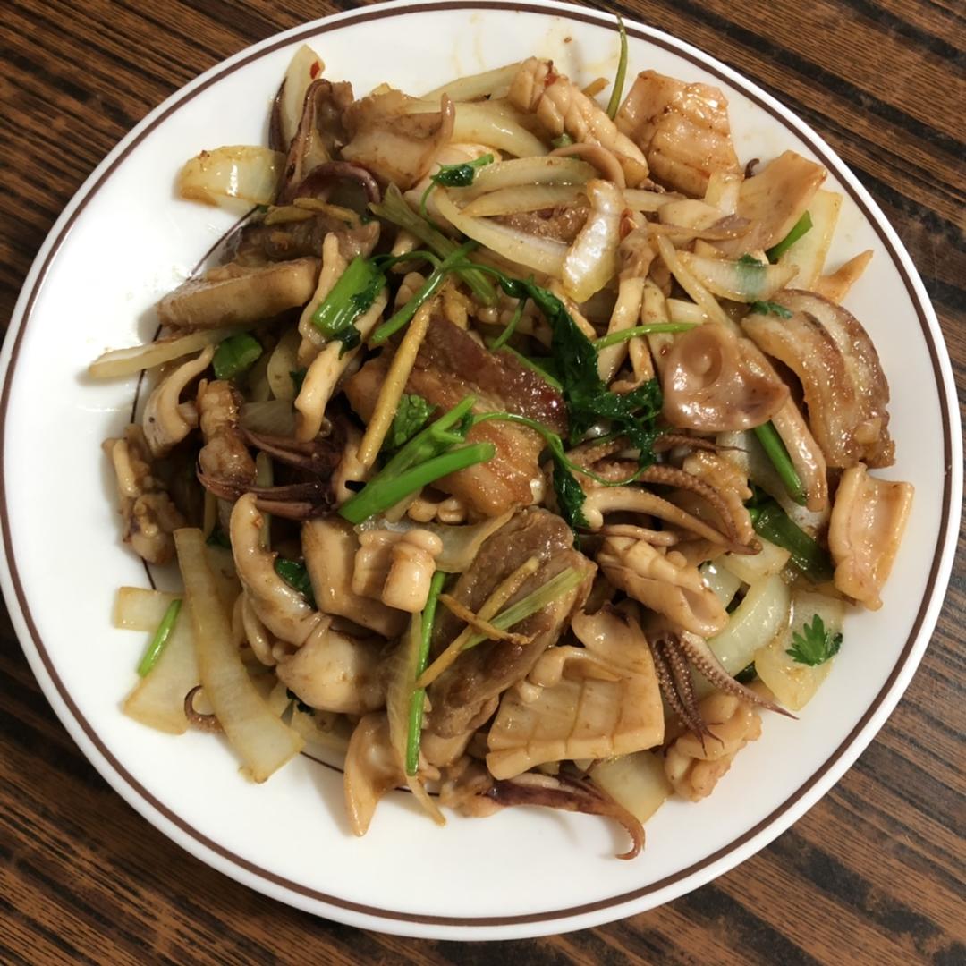 爆炒鱿鱼