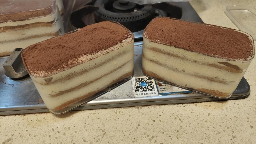 在欧洲学会的经典版提拉米苏