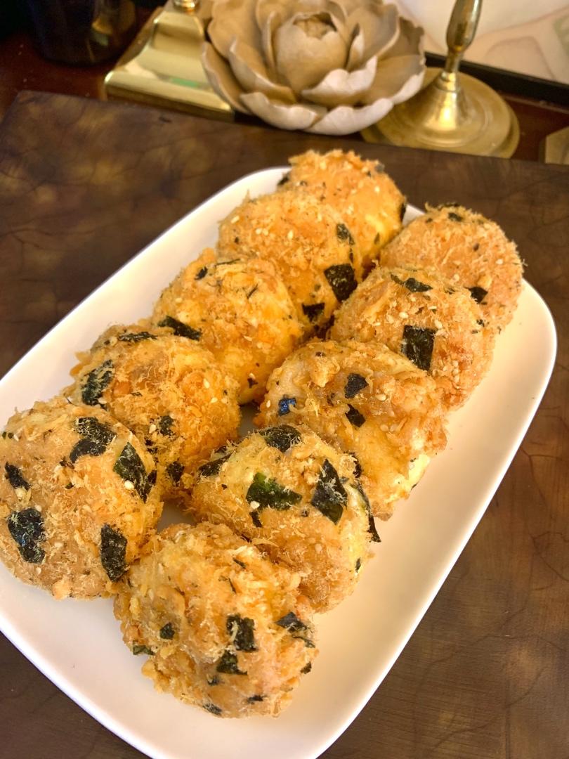 美味海苔肉松小贝