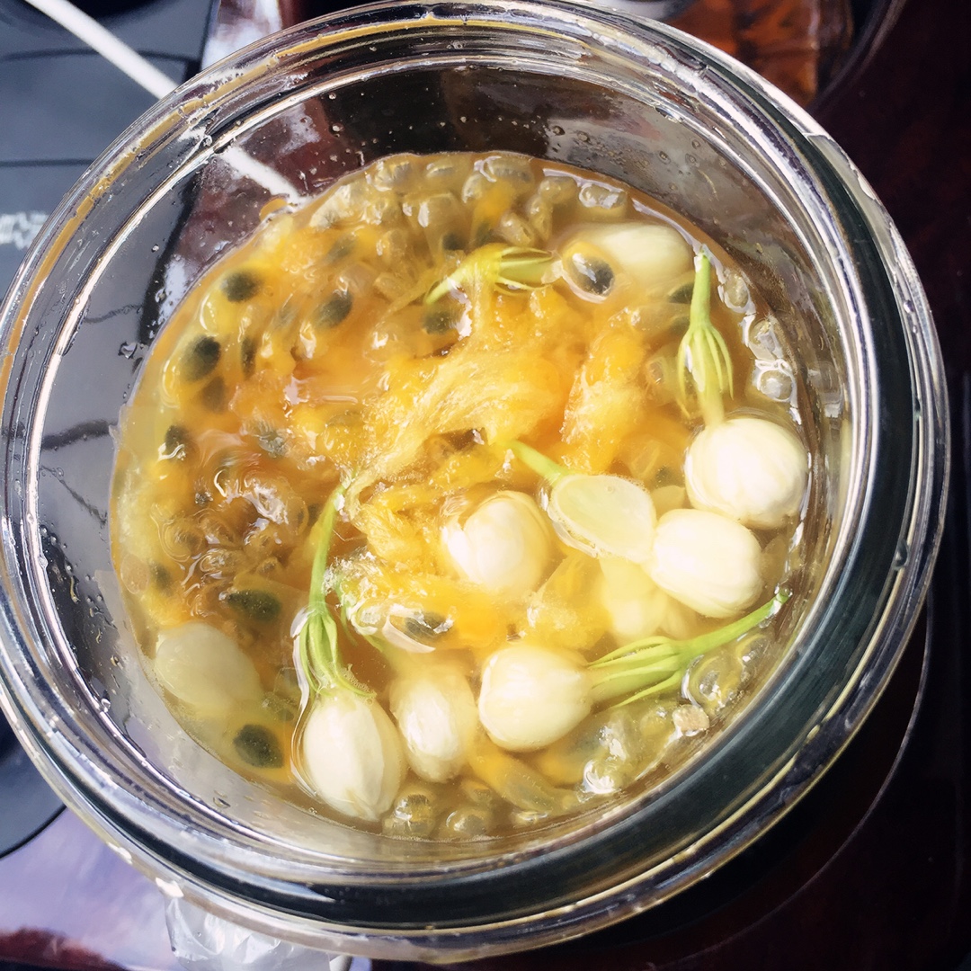 茉莉花百香果特饮(冷泡)