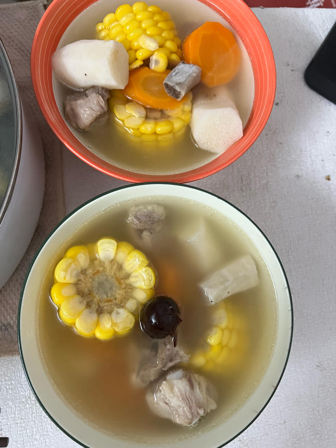 连吃三碗的玉米山药排骨汤