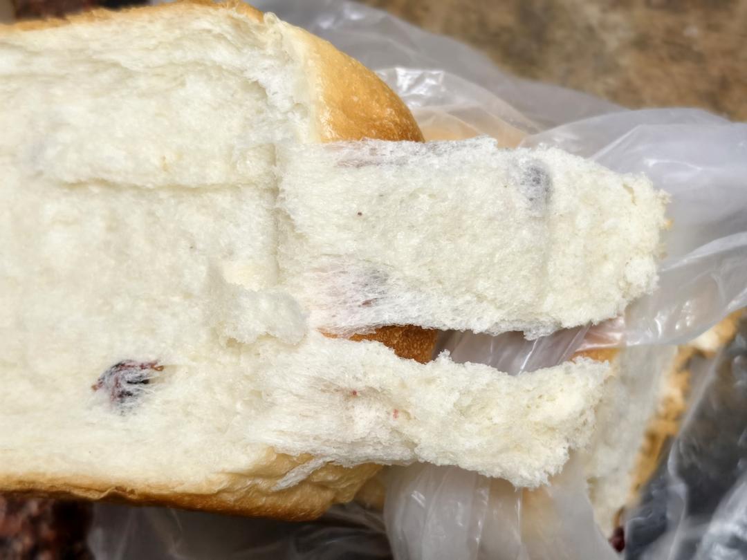 能撕着吃的「无蛋无奶生吐司」比云朵都软！