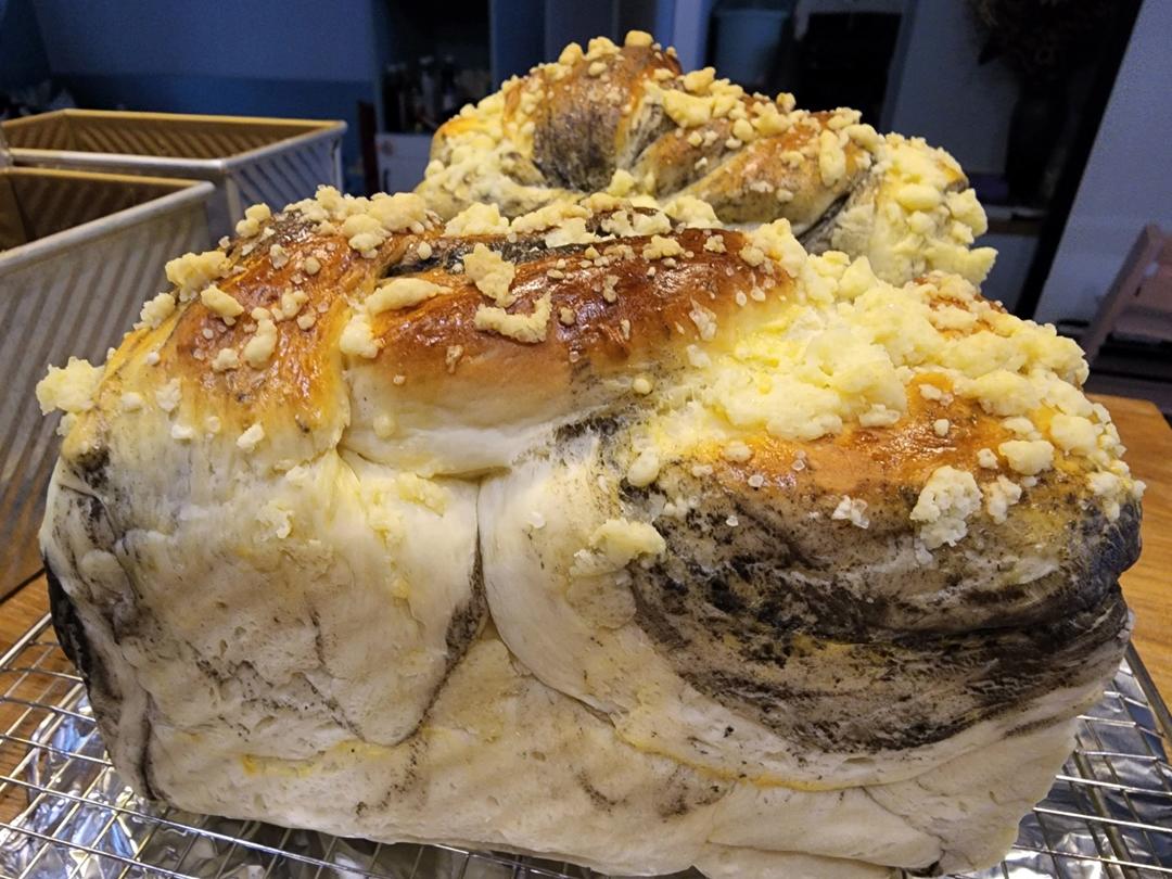 黑芝麻酥粒吐司！养生又美味！