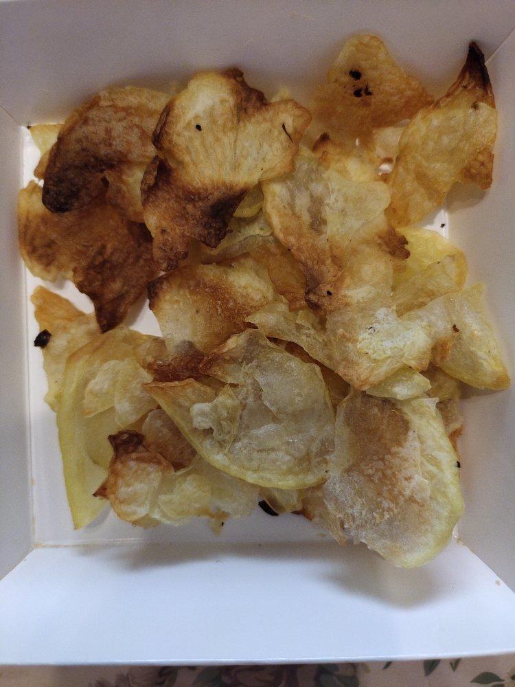 无油油炸，超简单的低脂自制烤薯片，香酥可口