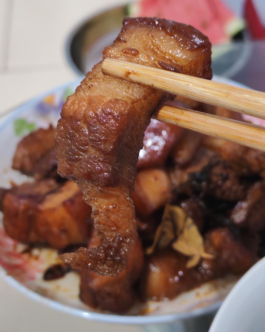 不焯水不放油的家常红烧肉