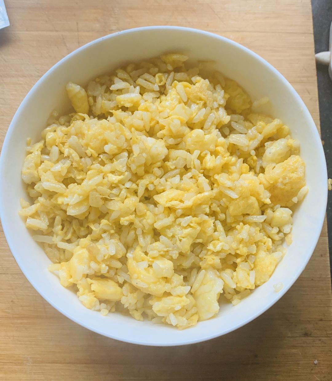 简易黄金蛋炒饭