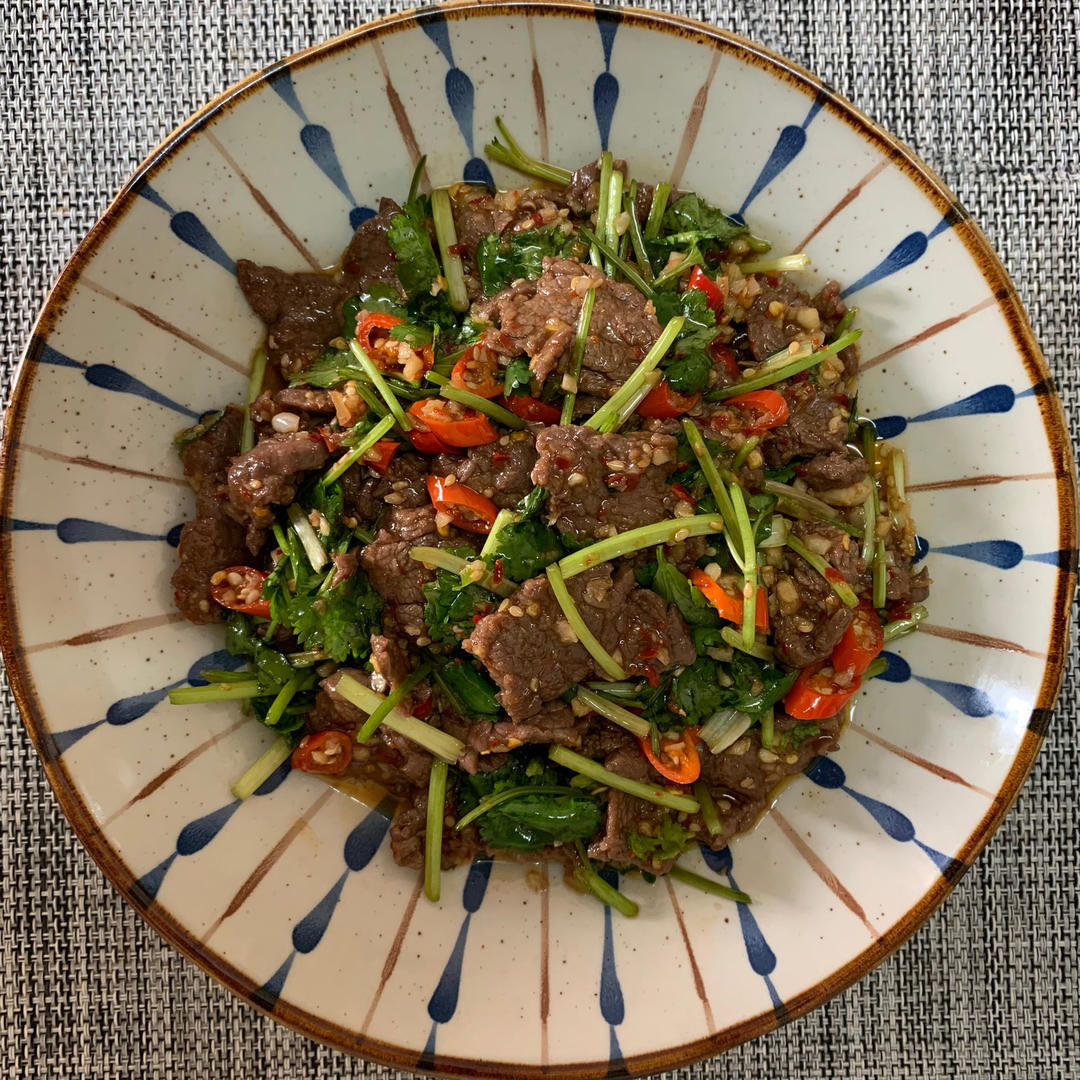 香菜拌牛肉