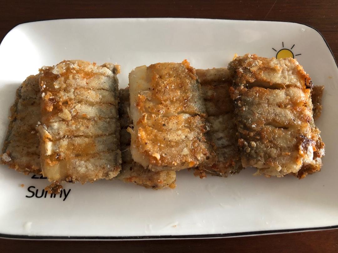 酥酥斑马纹带鱼（香酥椒盐炸带鱼）