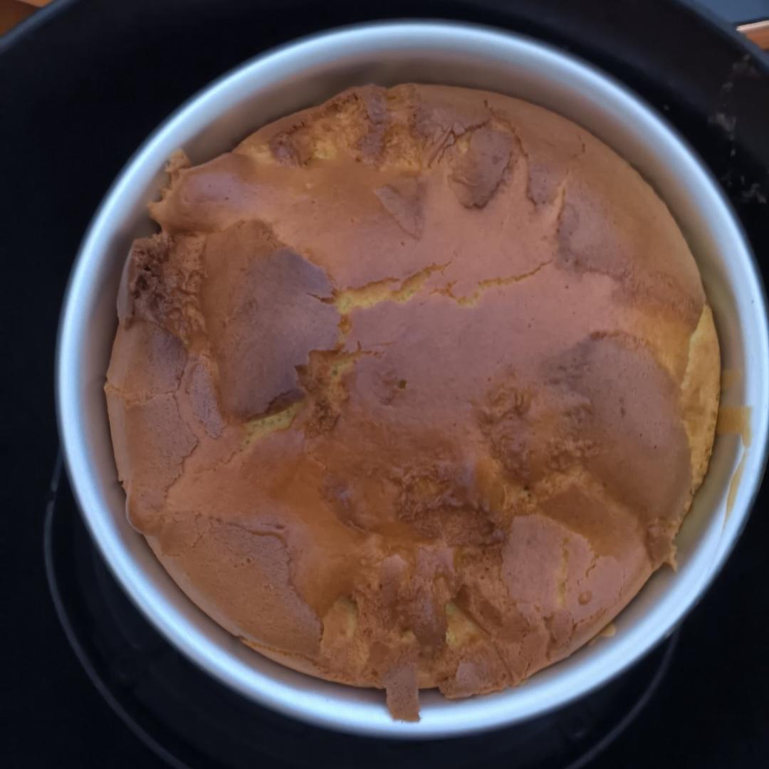 空气炸锅蛋糕 戚风（6寸超详细打蛋/脱模步骤）