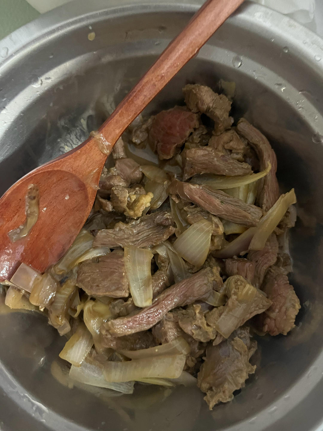 洋葱炒牛肉丝