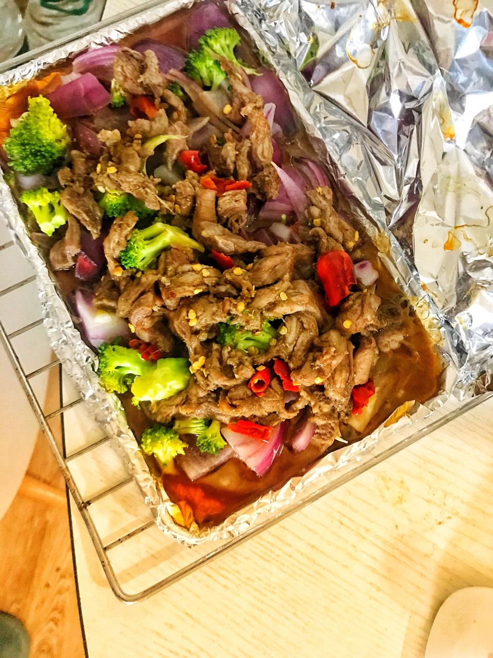 yss3做的烤箱做嫩牛肉锡纸牛肉