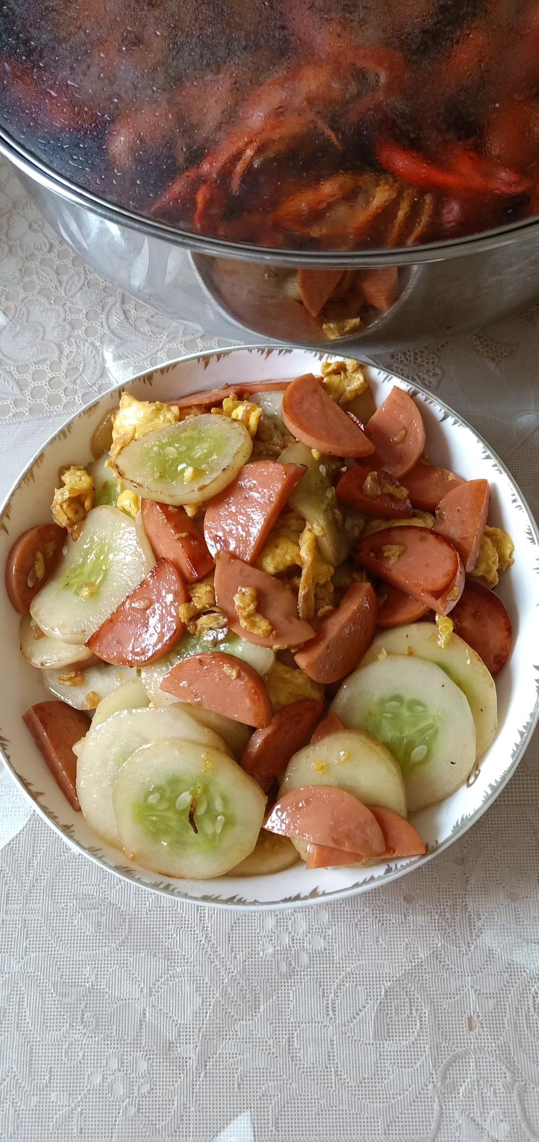 黄瓜火腿炒鸡蛋