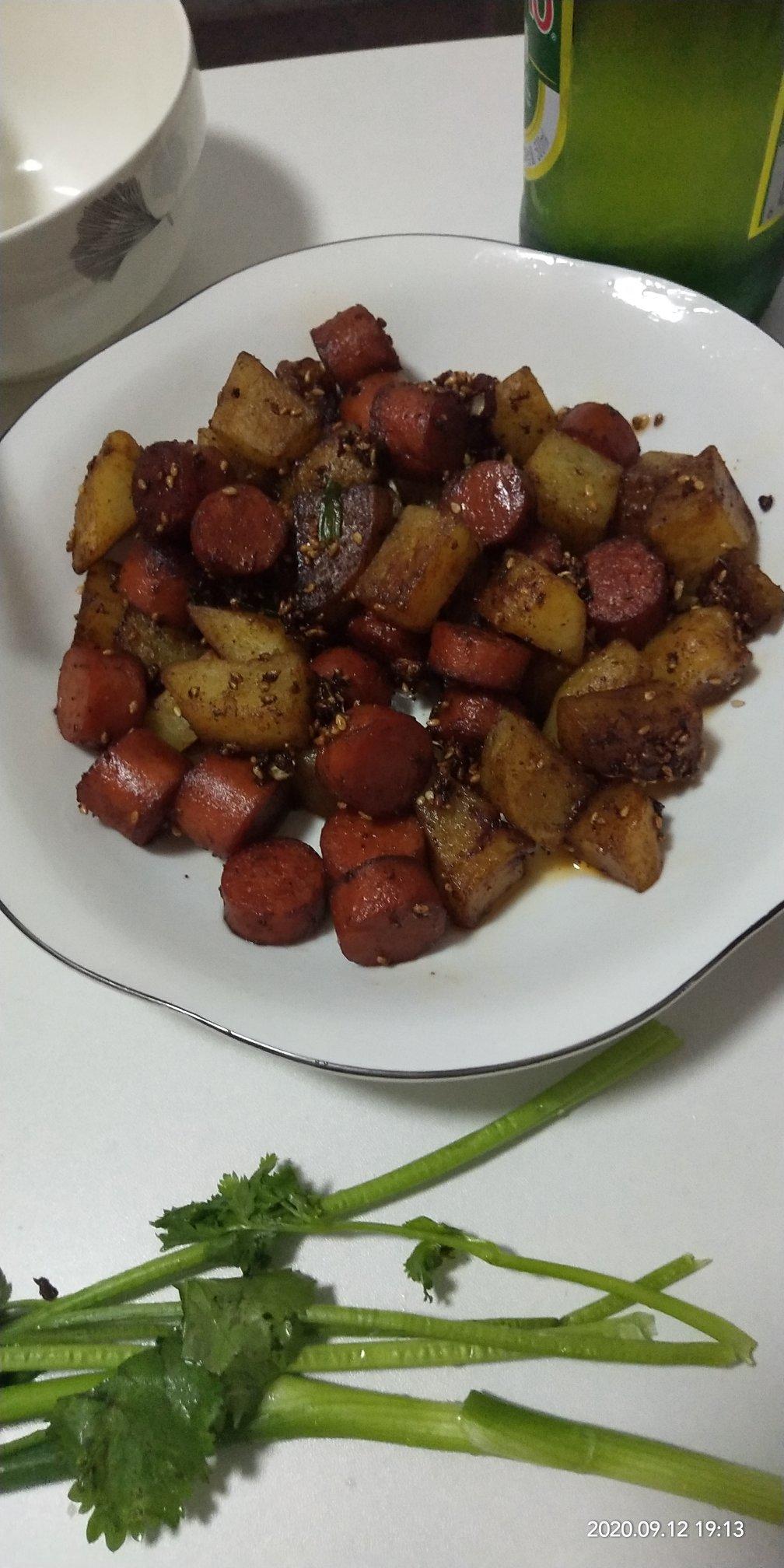孜然土豆火腿肠 香辣过瘾还便宜！