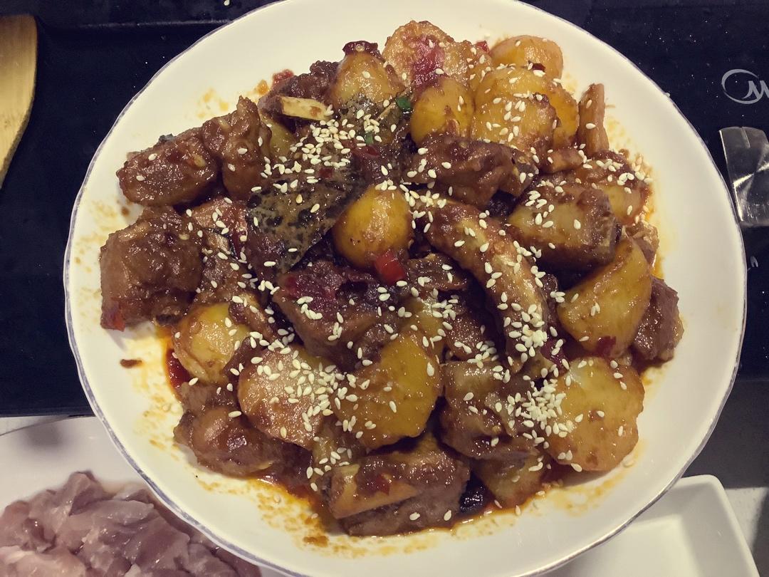 土豆炖排骨