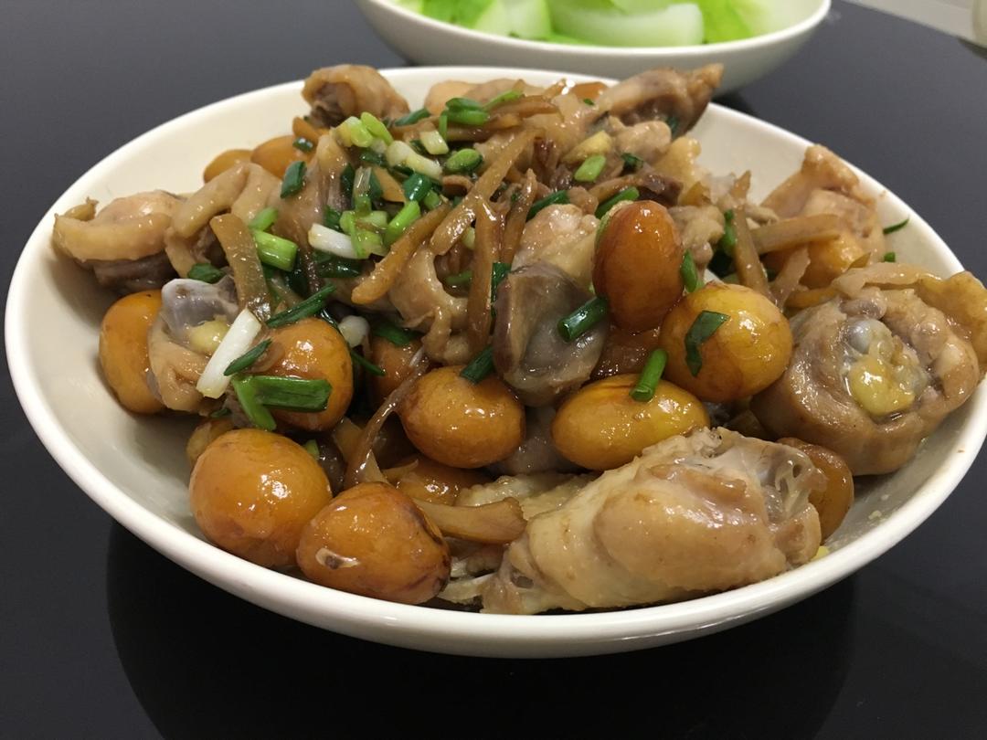 凤眼果焖鸡