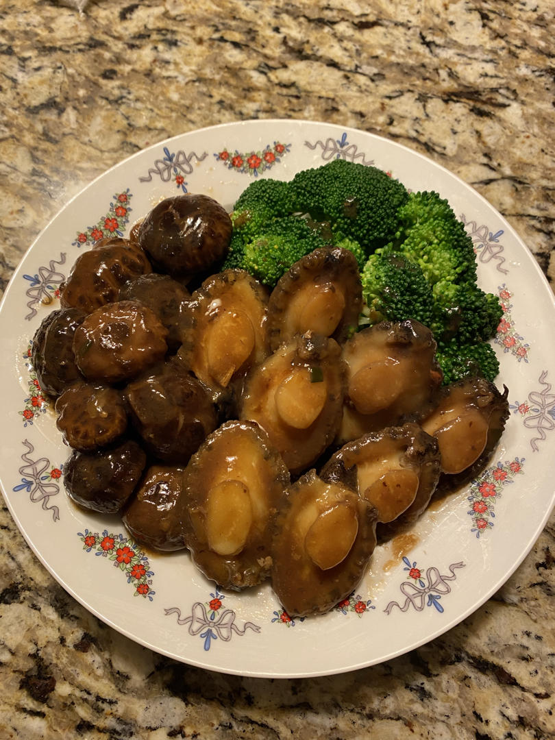 鲍汁鲜鲍烩大花菇-包罗万有【北鼎年夜饭】