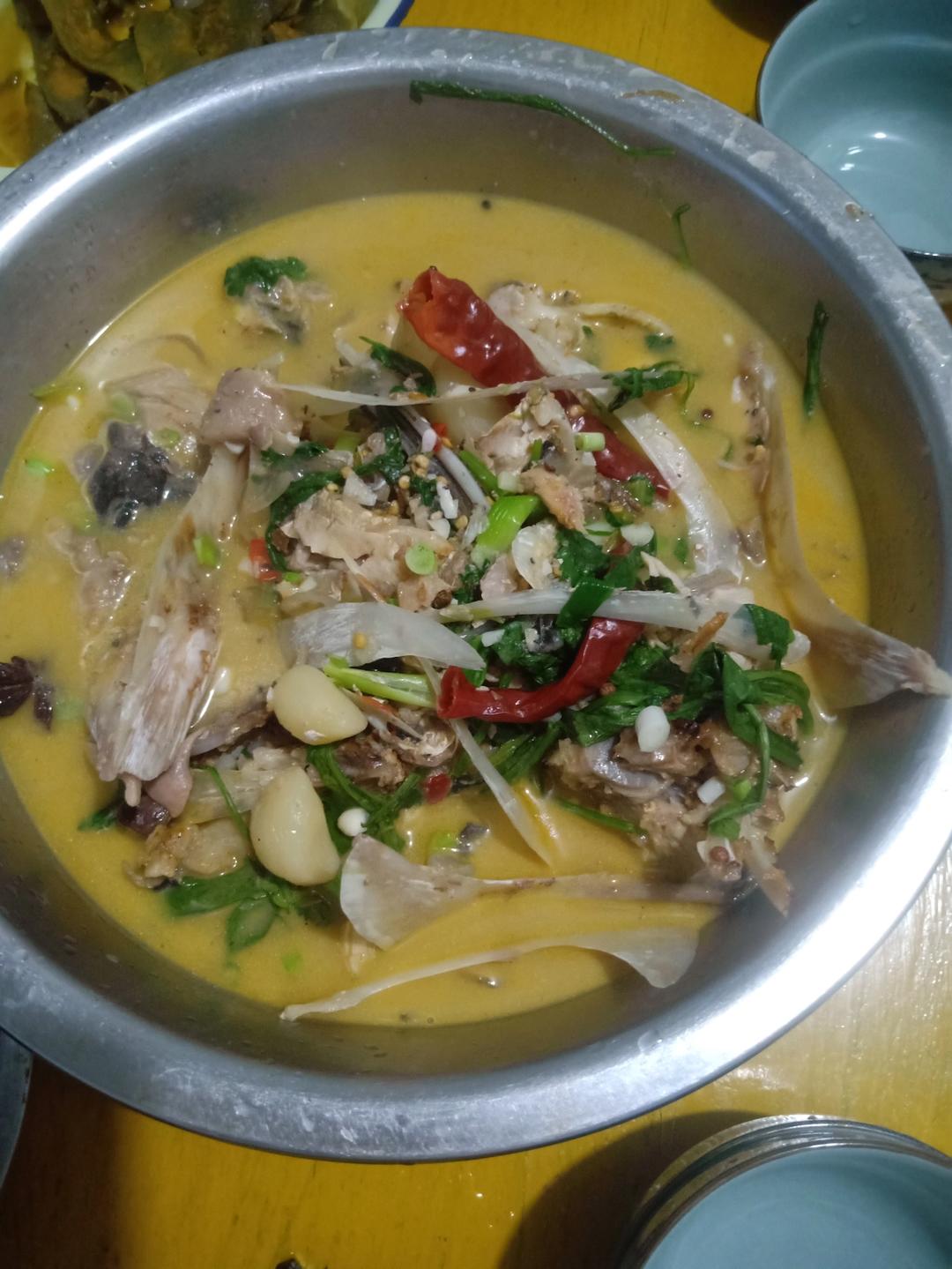 鱼头豆腐汤