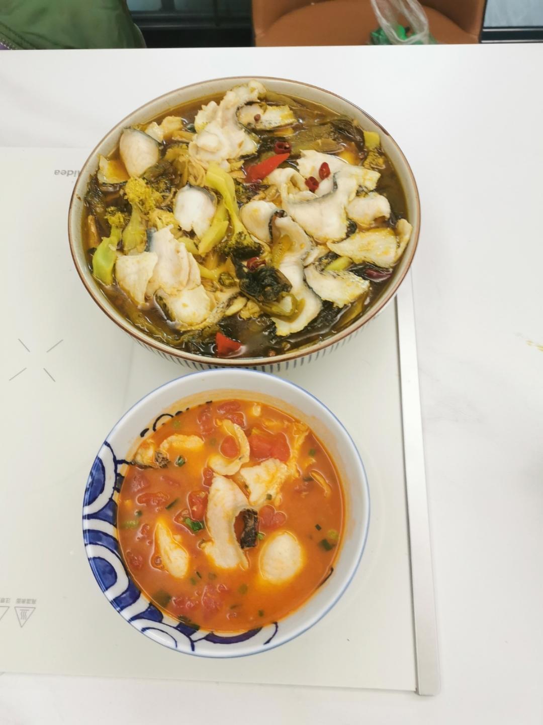 番茄鱼巴沙鱼（也可以用番茄龙利鱼），番茄酱汁超浓郁，营养又下饭！