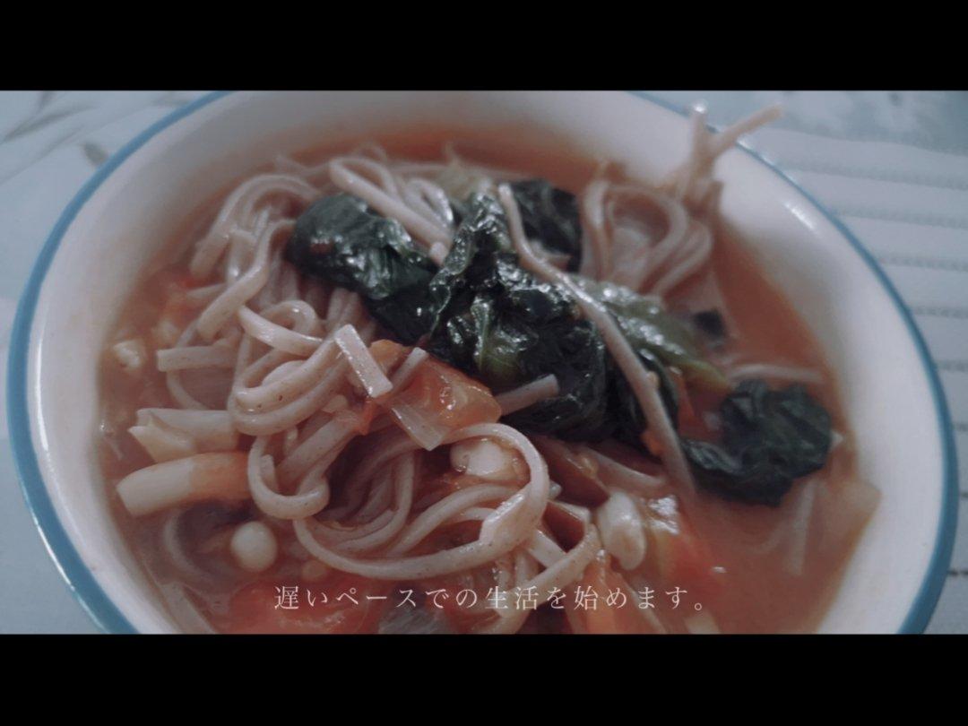 超详细的浓郁番茄荞麦面