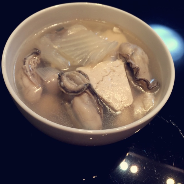 牡蛎豆腐白菜汤