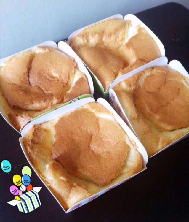 鲜奶油戚风杯子蛋糕（纸杯蛋糕）