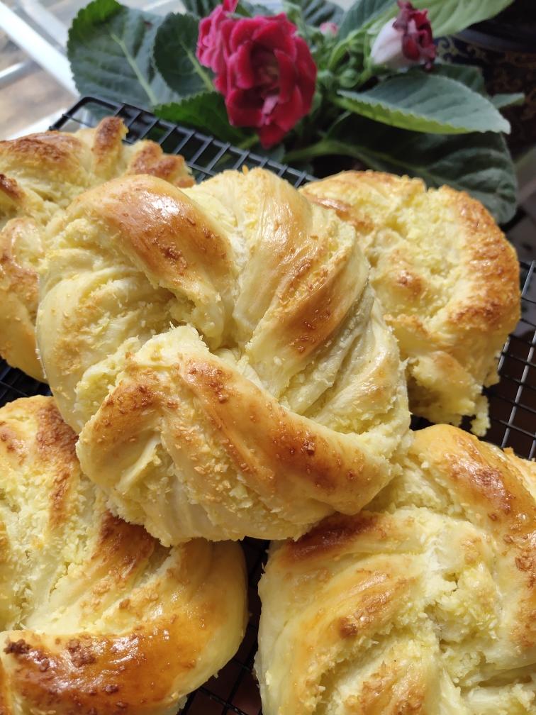 忘不掉的椰蓉花朵面包