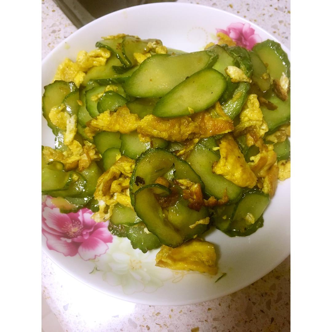 黄瓜炒鸡蛋