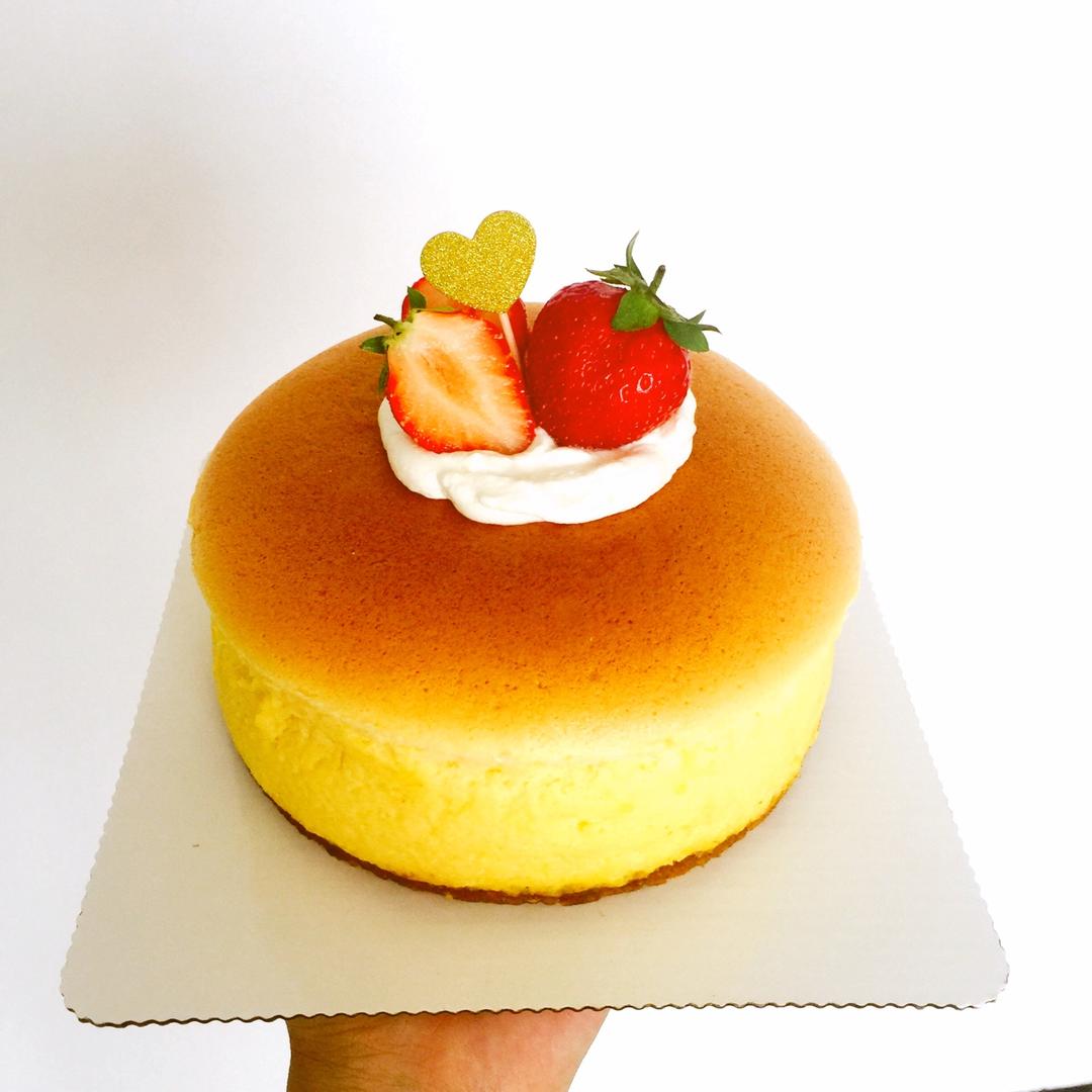 完美轻乳酪芝士蛋糕（不开裂、不回缩、不收腰、入口即融）