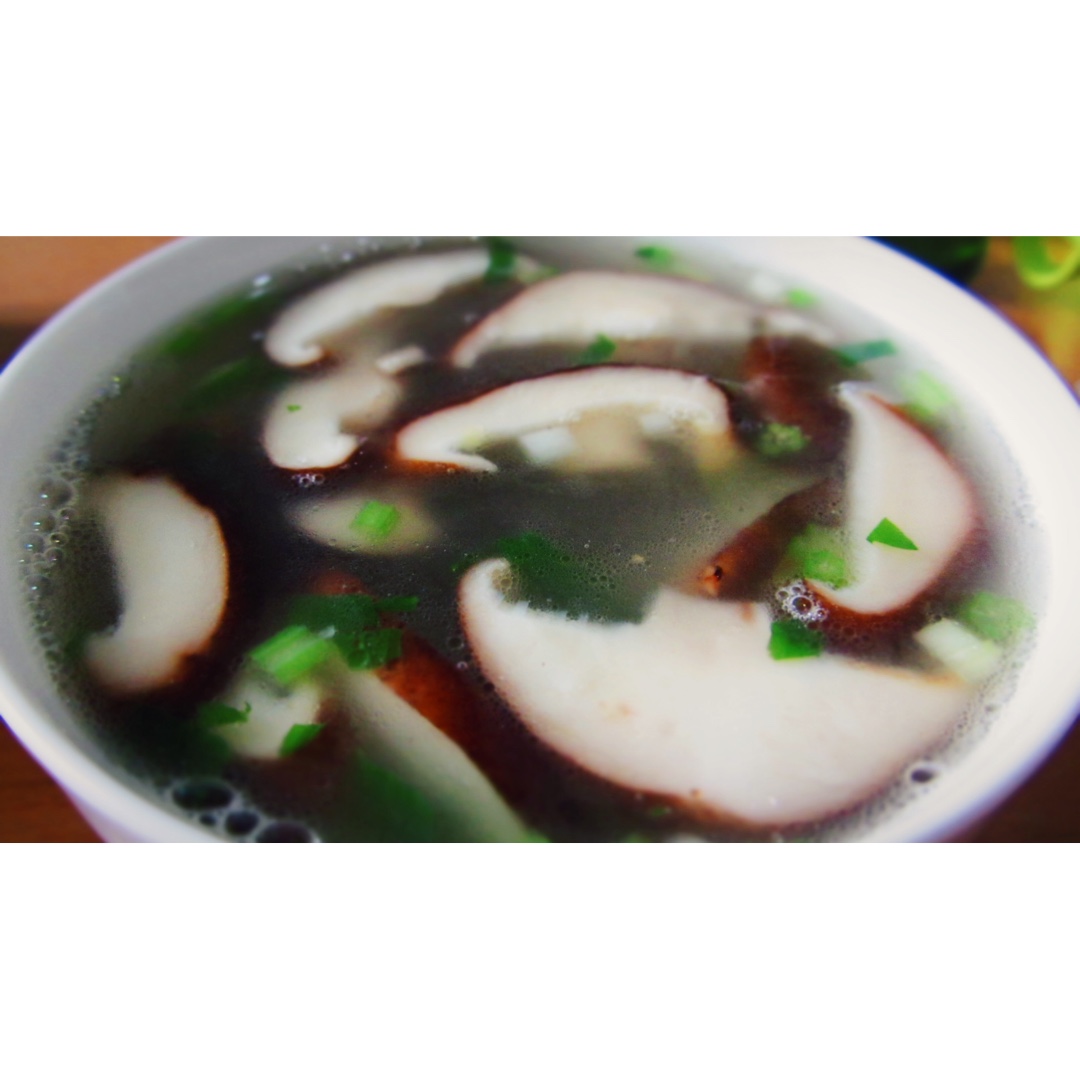 一碗蘑菇汤