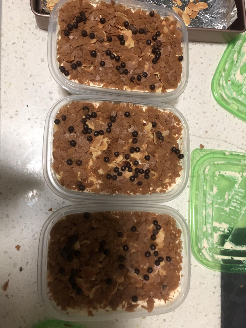 好吃到流泪的奥利奥咸奶油盒子蛋糕