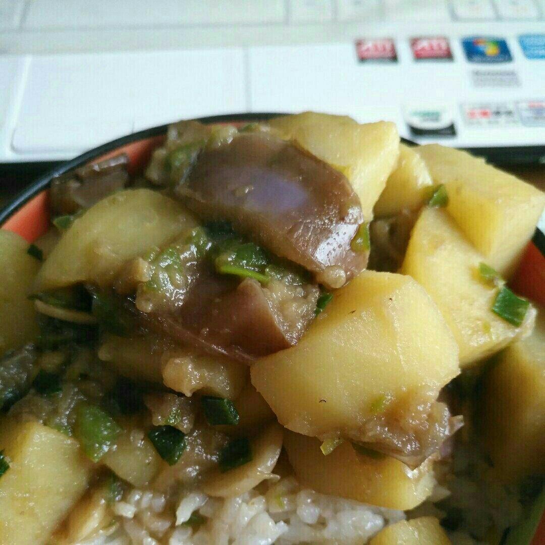 土豆炖茄子(东北菜)