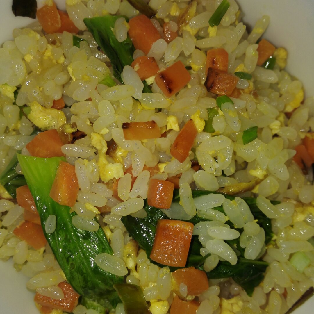 小刚_mvwq做的胡萝卜蛋炒饭