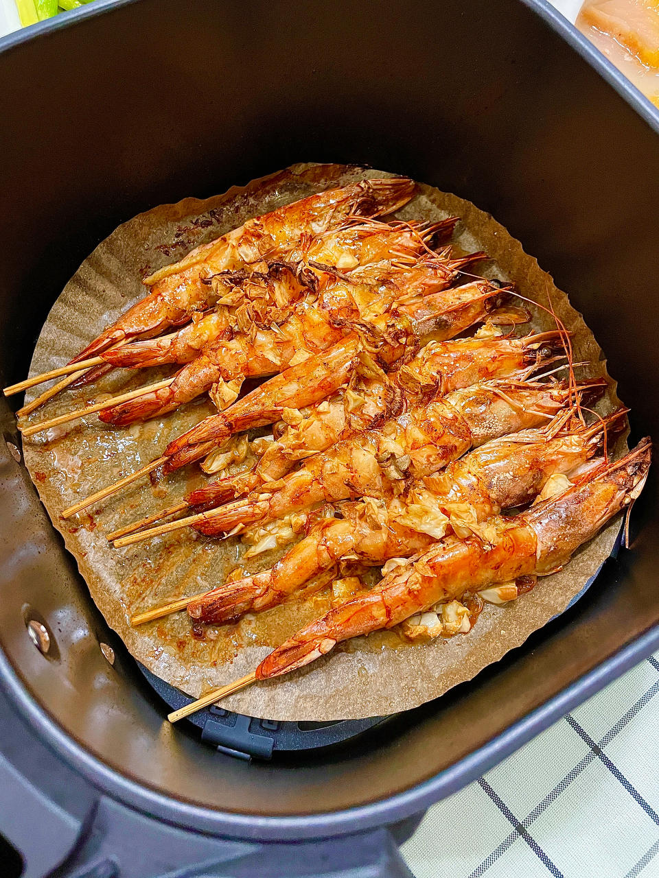 无油低脂空气炸锅烤虾