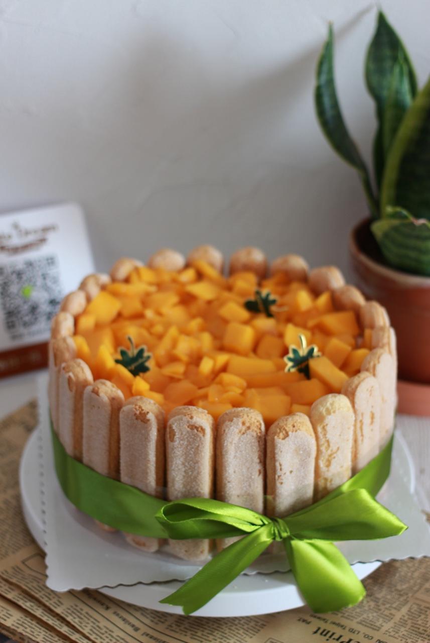 作品 mamimicheza做的蛋糕 芒果奶油蛋糕,手指饼干围