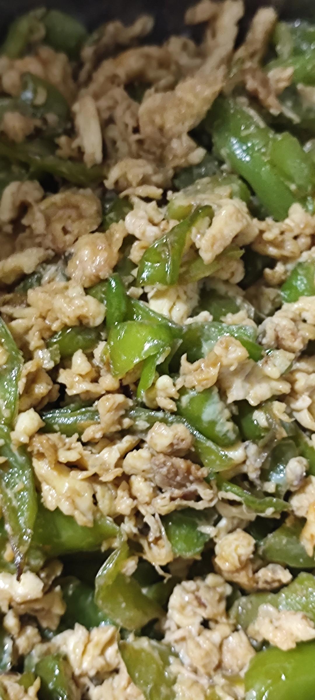 不一样的辣椒炒鸡蛋～下饭神器!