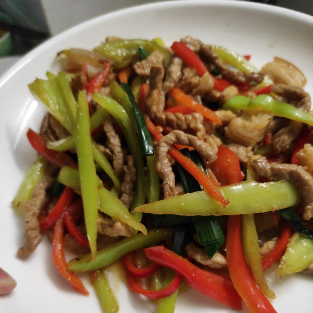 超级下饭菜青椒炒肉