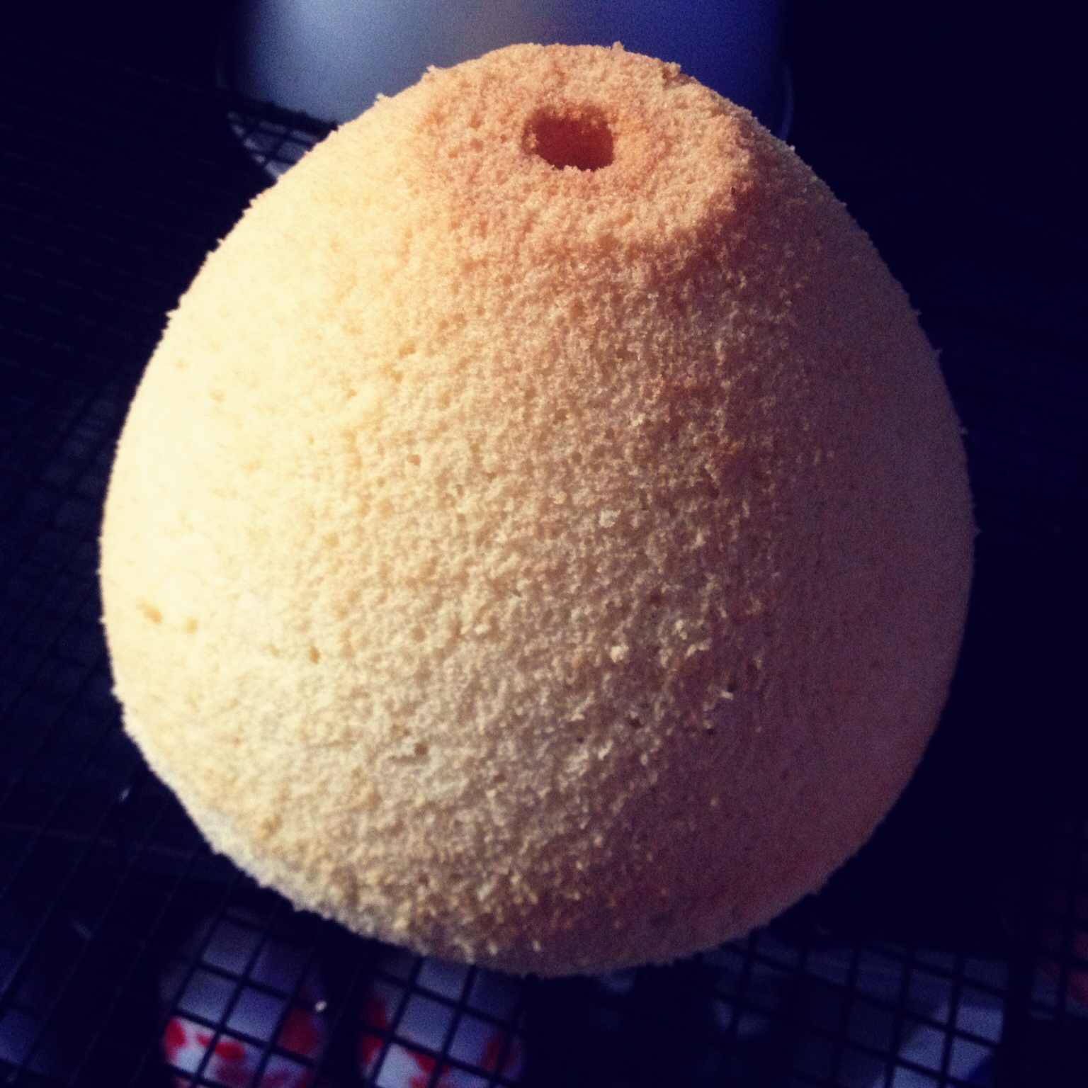 吖咪私家甜品订制做的芭比娃娃蛋糕胚子