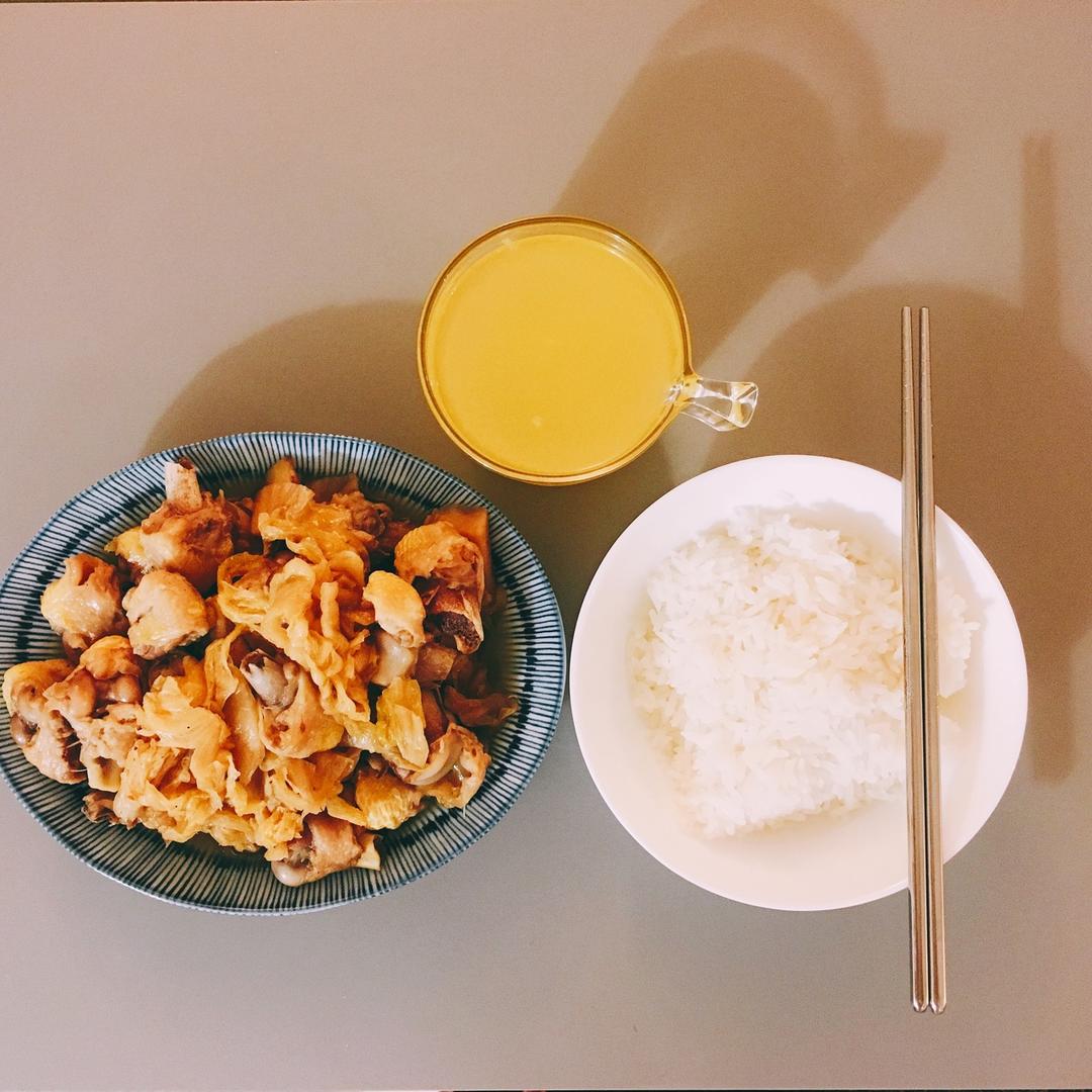 酸汤鸡