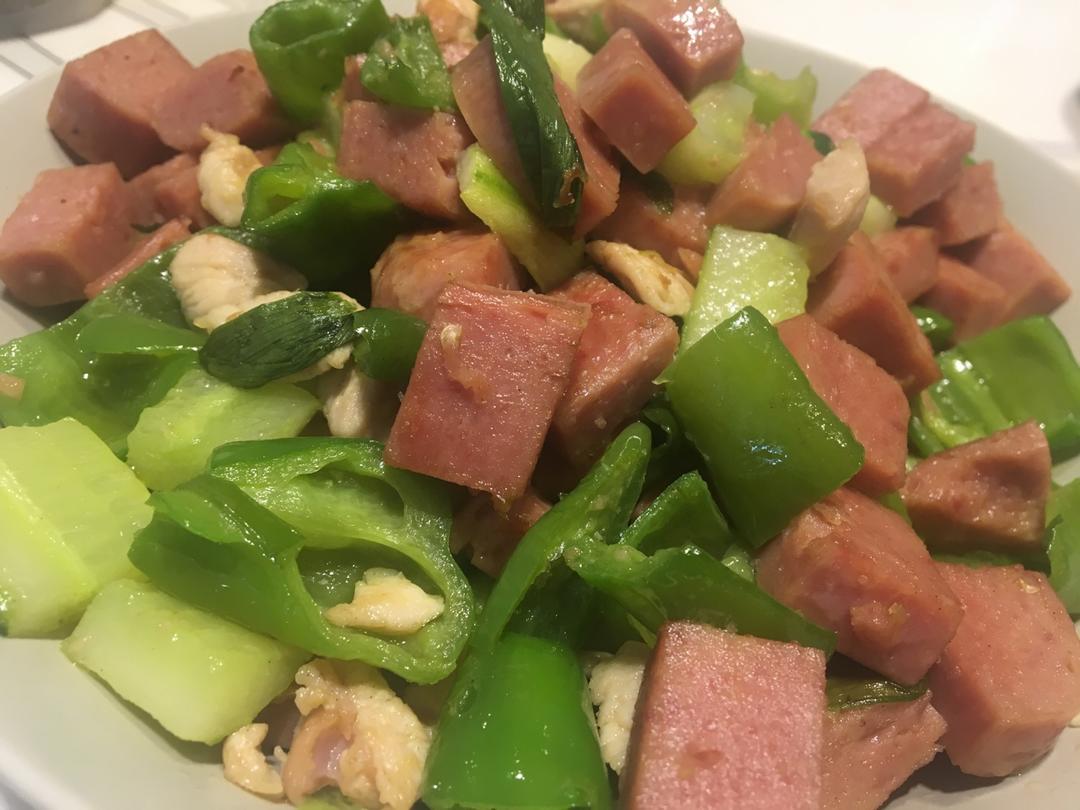 青椒午餐肉