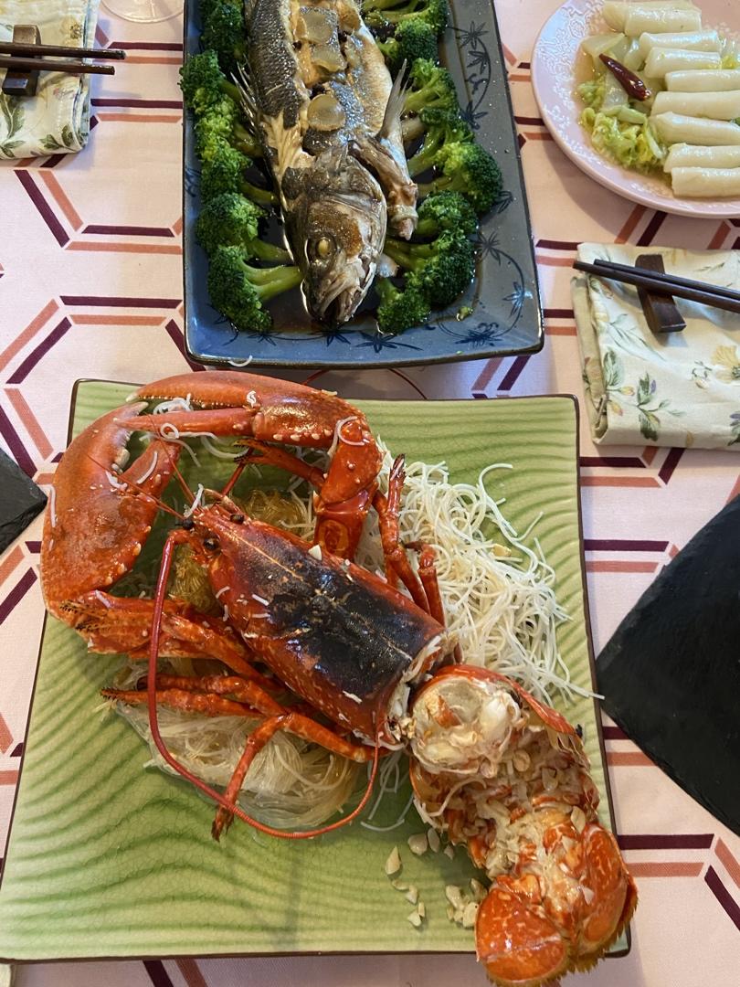 蒜蓉龙虾蒸粉丝
