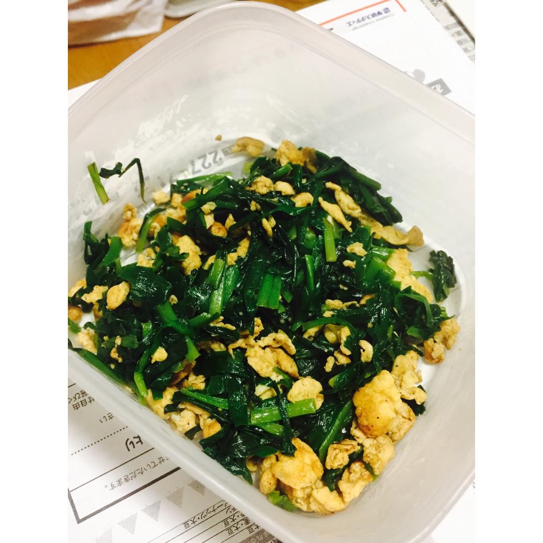 奥勃埃马森做的韭菜炒鸡蛋