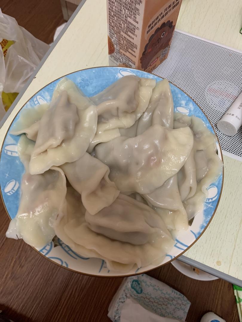 爆汁番茄牛肉饺