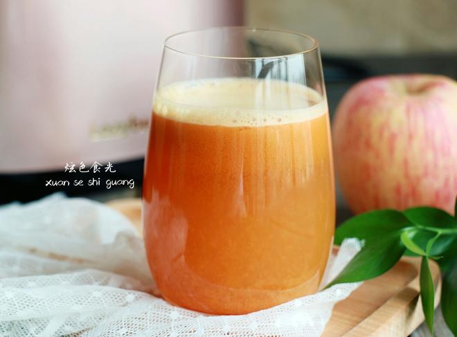 胡萝卜苹果汁的做法