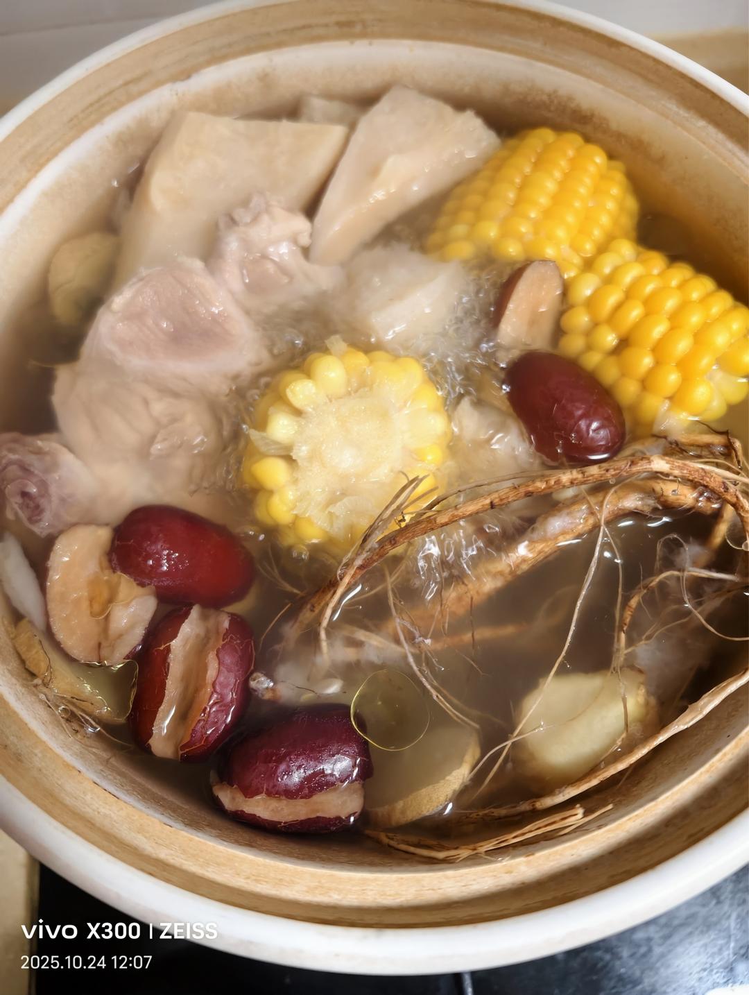 榴莲壳麻鸭汤