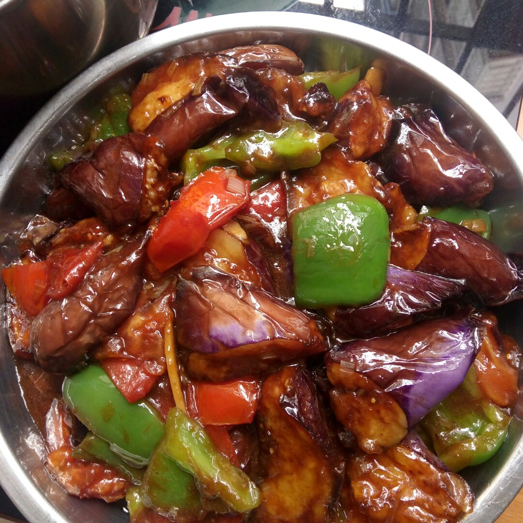 越过海的鱼做的家常烧茄子(比较简单)