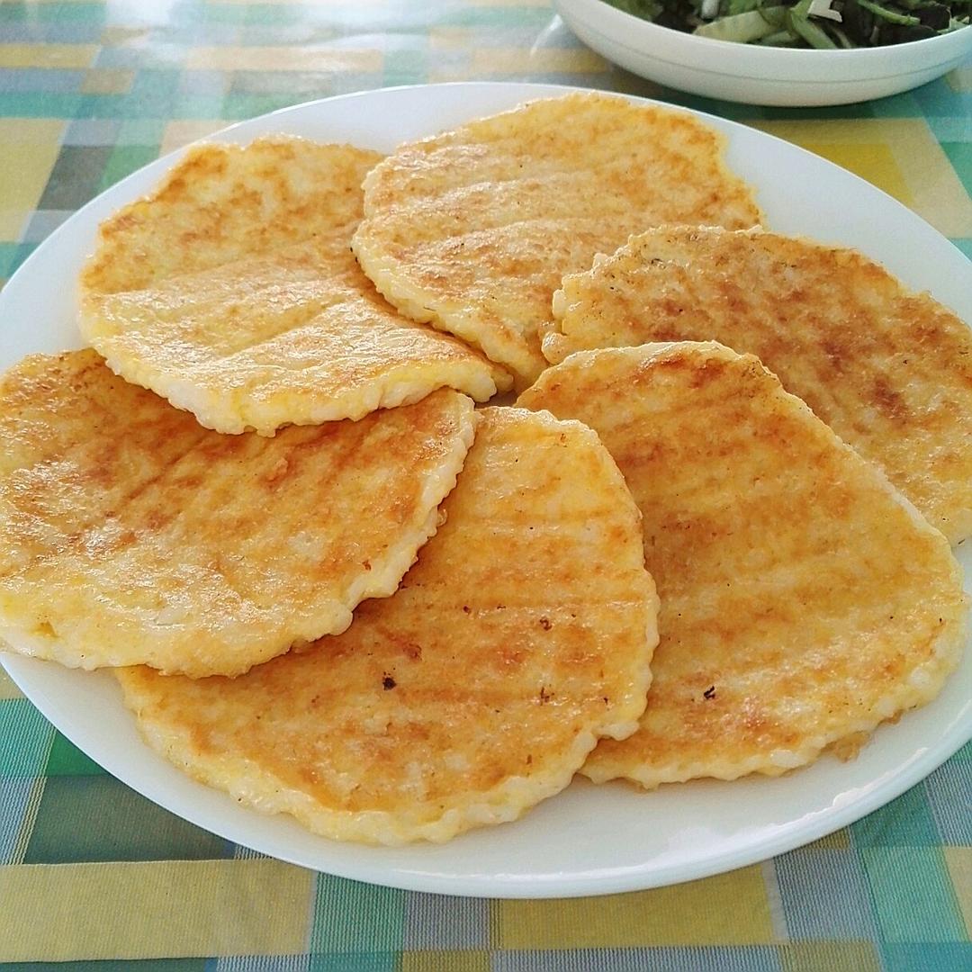 节节登高做的鸡蛋米饭饼
