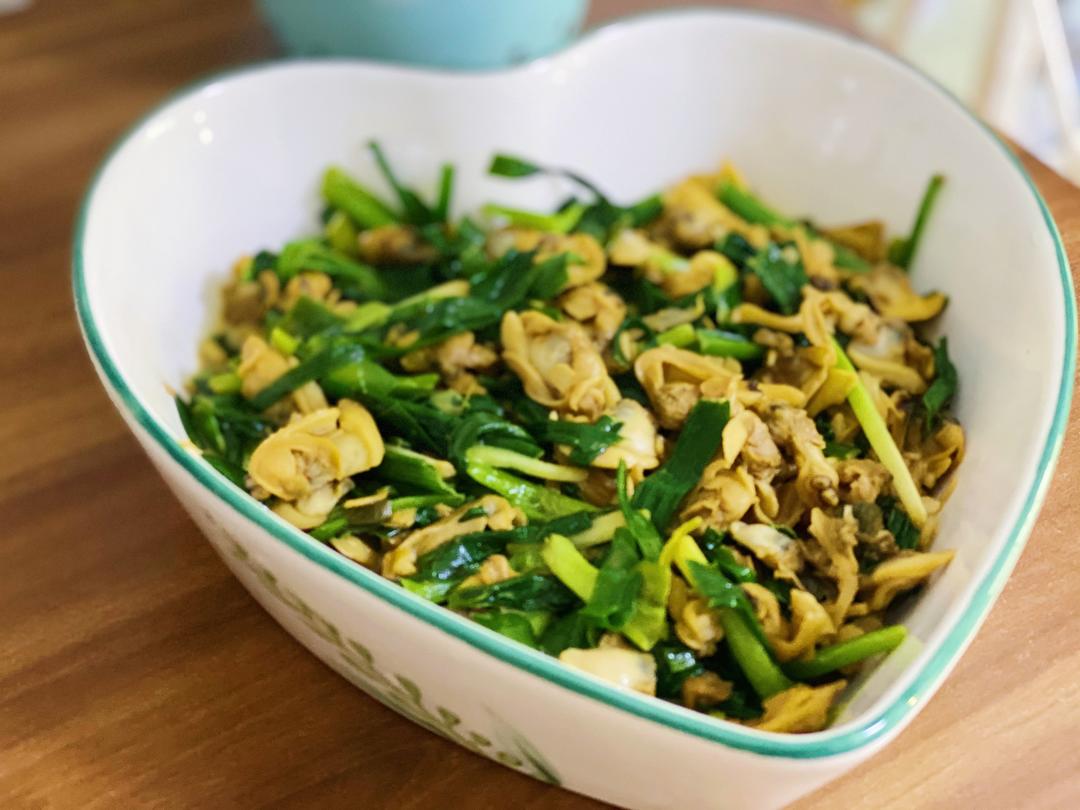 358 韭菜炒花蛤的做法