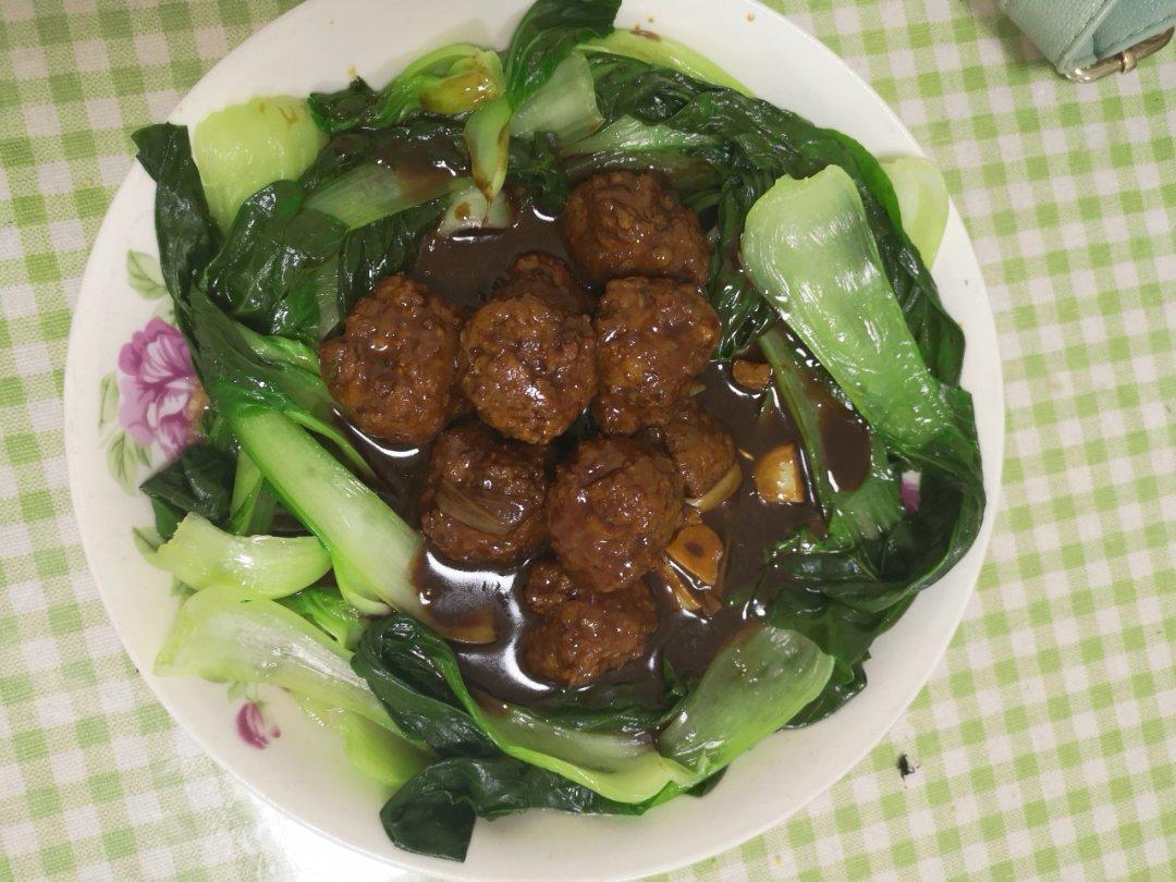 四喜丸子/红烧狮子头 Chinese Meatballs