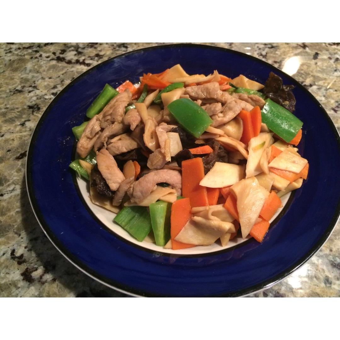 胡萝卜炒杏鲍菇