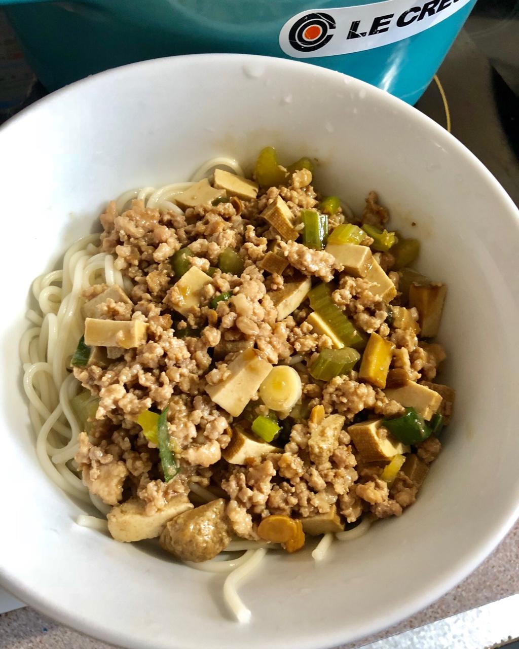 炸酱面